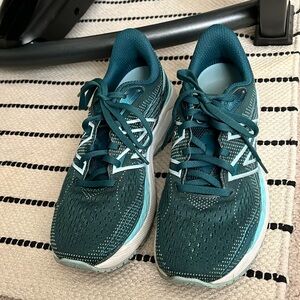 New Balance, Fresh Foam sneakers.